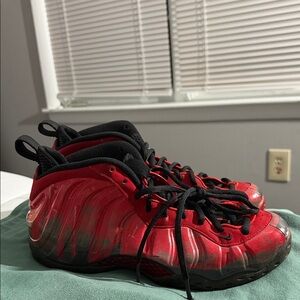 Nike Foamposite Doernbecher size 9.5